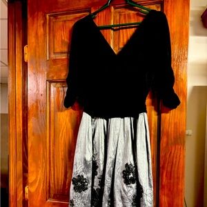 Beautiful Holiday/Party dress